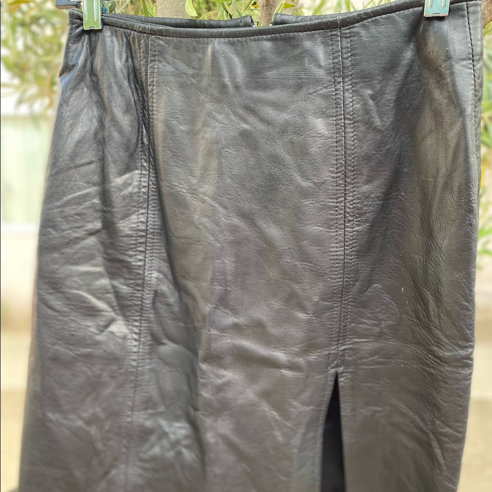 NW Gold Group 💯 Leather Skirts 🇨🇦 Sz 5 or 24